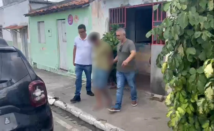 Vídeo: Homem é preso por morte de criança após investigação indicar homicídio e abusos sexuais