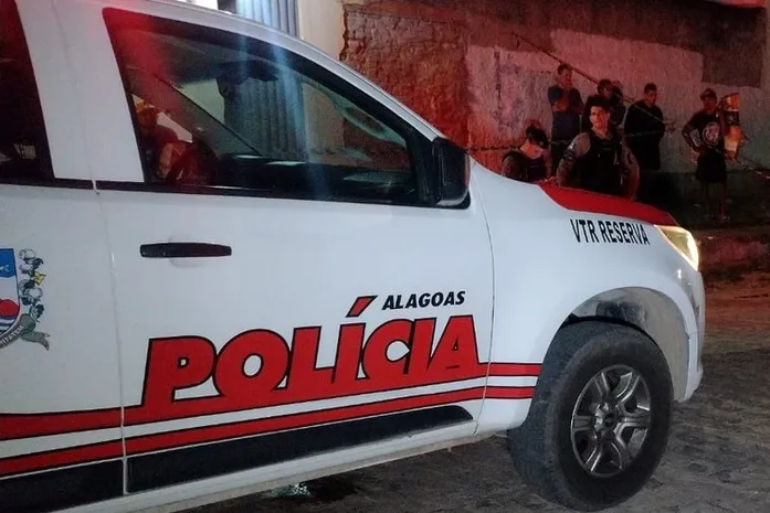 Mulher é presa por tentar matar a própria irmã durante bebedeira no Agreste de Alagoas